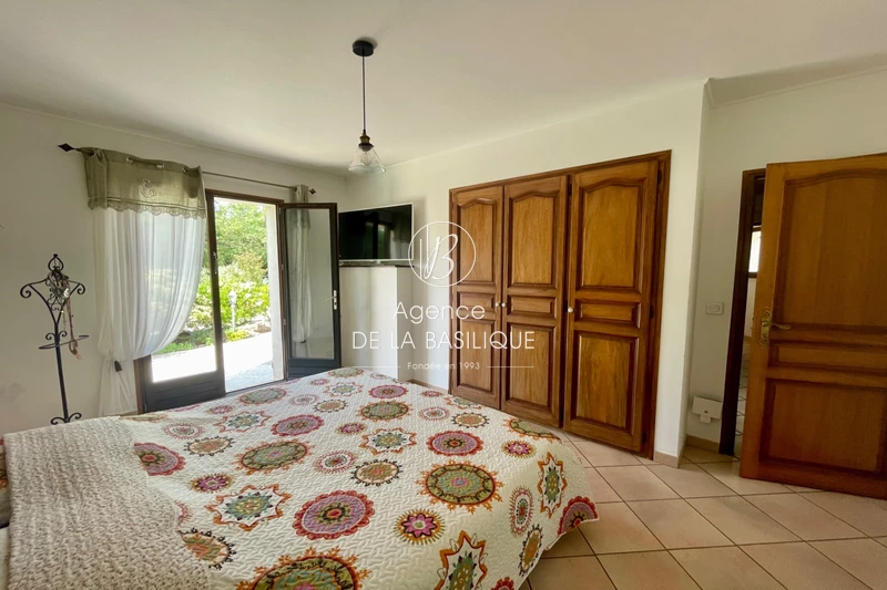Photo n°10 - Vente maison Saint-Maximin-la-Sainte-Baume 83470 - 648 000 €