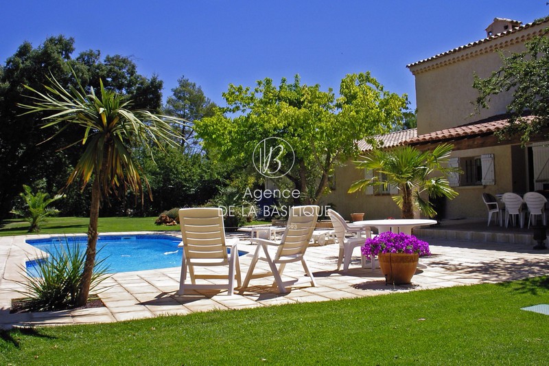 Photo n°2 - Vente Maison demeure de prestige Nans-les-Pins 83860 - 1 395 000 €