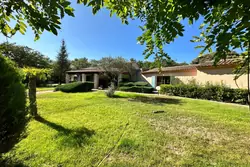 Photos  Maison de caractère à vendre Saint-Maximin-la-Sainte-Baume 83470