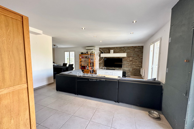 Photo n°3 - Vente Maison villa Saint-Maximin-la-Sainte-Baume 83470 - 299 000 €