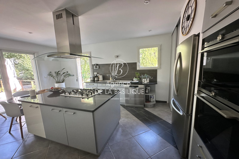 Photo n°6 - Vente Maison villa Saint-Maximin-la-Sainte-Baume 83470 - 628 000 €