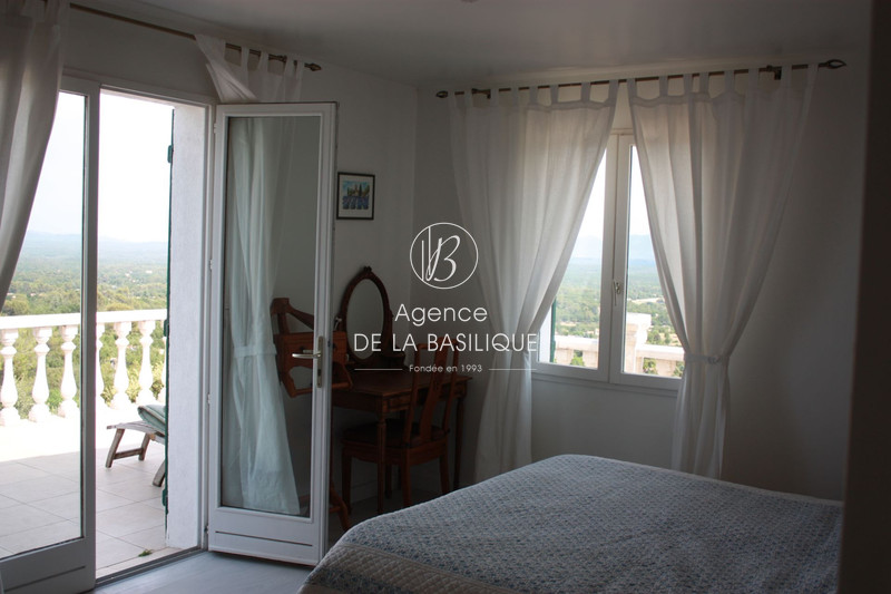 Photo n°5 - Vente Maison villa Saint-Maximin-la-Sainte-Baume 83470 - 640 000 €