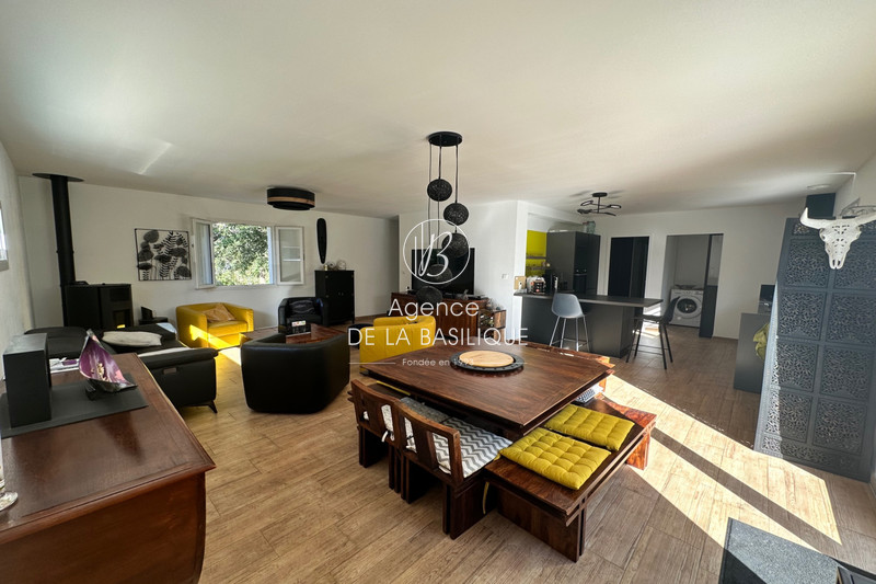 Photo n°5 - Vente Maison villa contemporaine Saint-Maximin-la-Sainte-Baume 83470 - 499 900 €