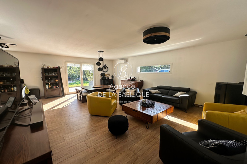 Photo n°6 - Vente Maison villa contemporaine Saint-Maximin-la-Sainte-Baume 83470 - 499 900 €