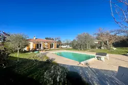 Photos  Maison contemporaine à vendre Saint-Maximin-la-Sainte-Baume 83470