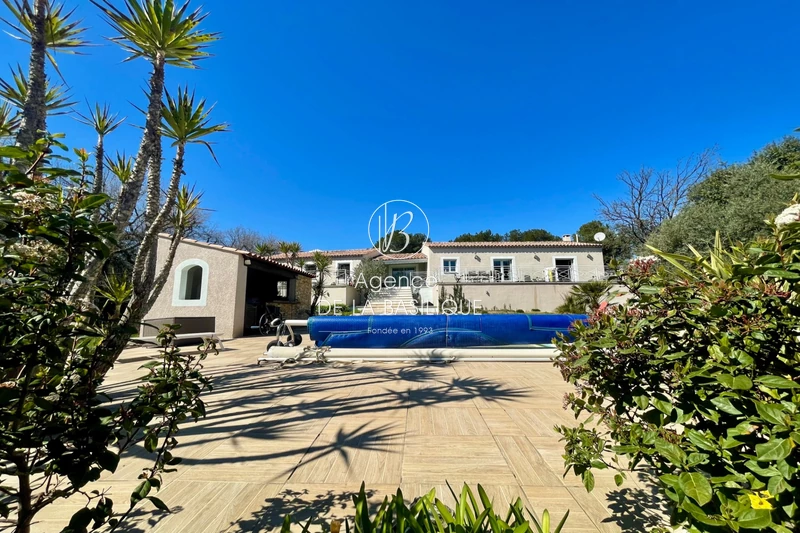 Vente maison contemporaine Saint-Maximin-la-Sainte-Baume  
