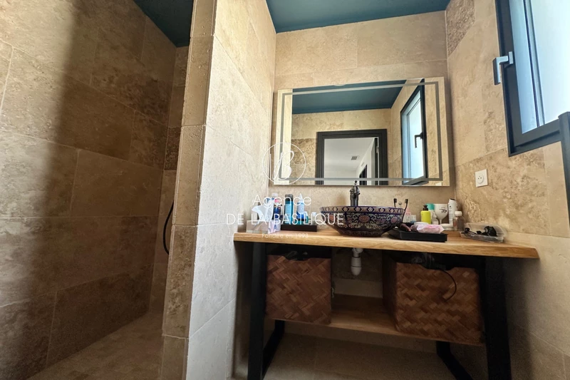 Vente maison contemporaine Saint-Maximin-la-Sainte-Baume  