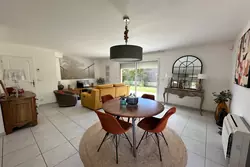 Vente maison contemporaine Saint-Maximin-la-Sainte-Baume  