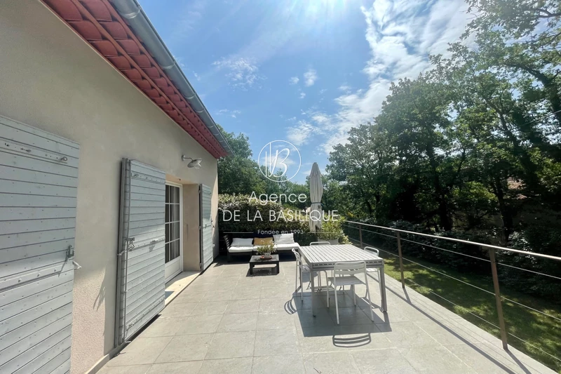 Vente maison contemporaine Saint-Maximin-la-Sainte-Baume  