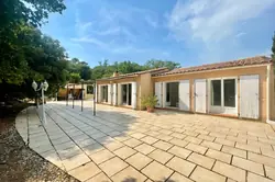 Photos  Maison à vendre Saint-Maximin-la-Sainte-Baume 83470