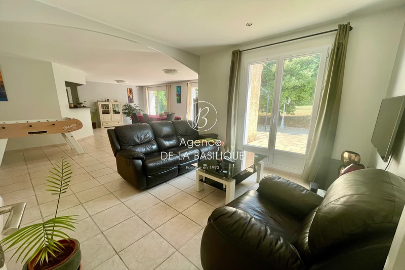 Photo n°5 - Vente maison Saint-Maximin-la-Sainte-Baume 83470 - 499 000 €