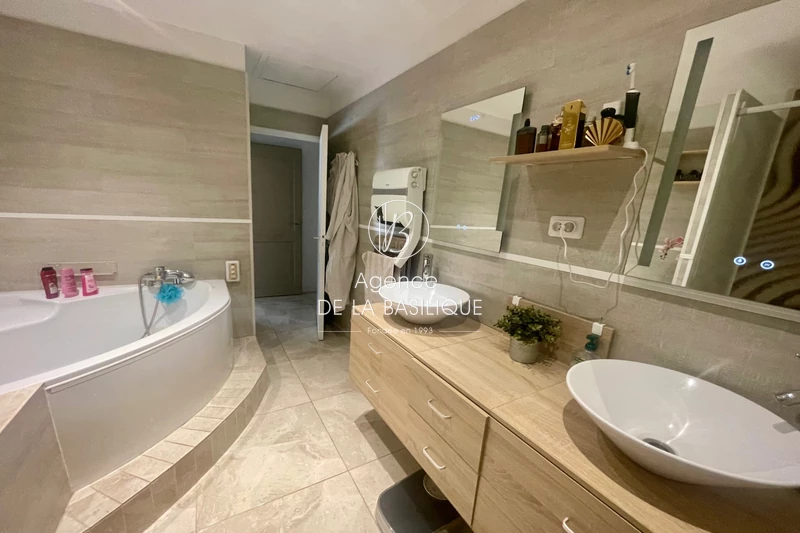 Photo n°7 - Vente maison Saint-Maximin-la-Sainte-Baume 83470 - 1 045 000 €