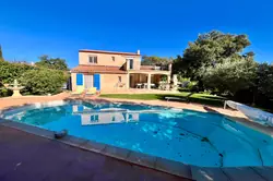 Photos  Maison à vendre Saint-Maximin-la-Sainte-Baume 83470