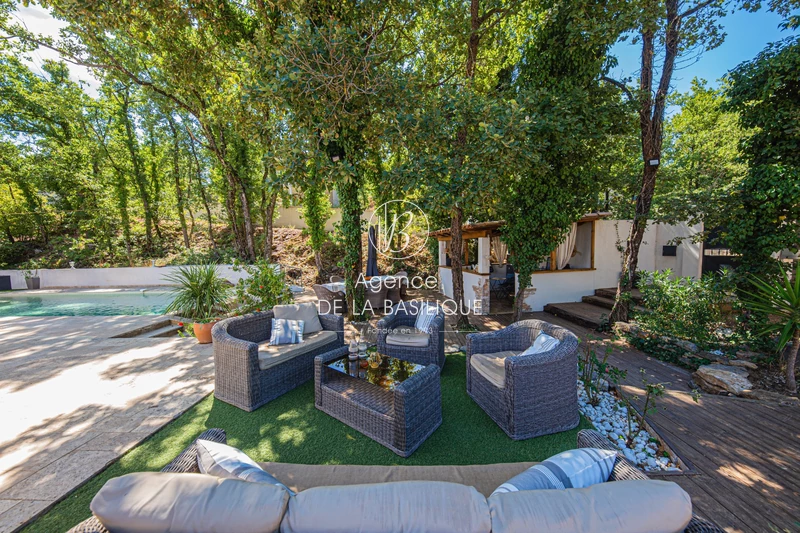 Photo n°2 - Vente maison Saint-Maximin-la-Sainte-Baume 83470 - 635 000 €