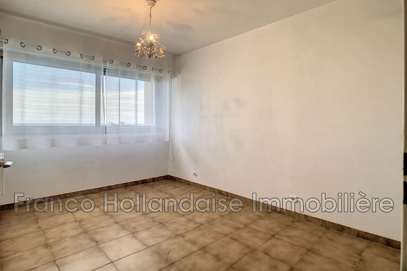 Location appartement Antibes  