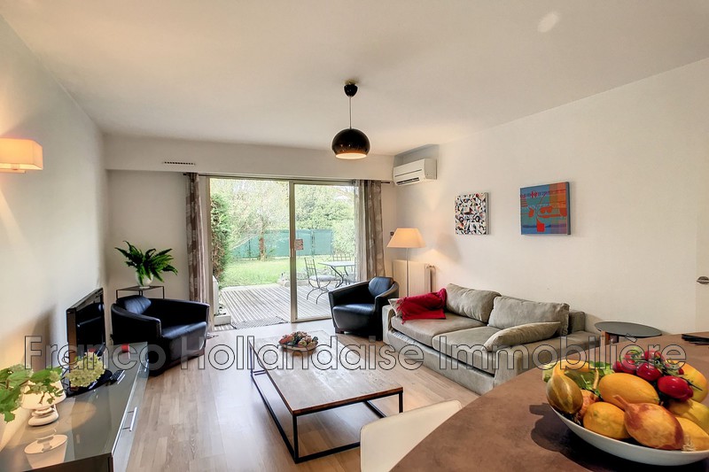 Photo Appartement Juan-les-Pins Ponteil,   achat appartement  2 pièces   49&nbsp;m&sup2;