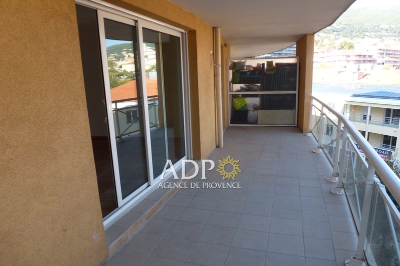 Photo Apartment Grasse Hauteur, Rentals apartment 3 rooms 66 m²