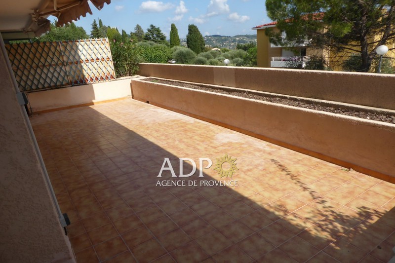 Photo Appartement Grasse Location appartement 2 pièces 58 m²