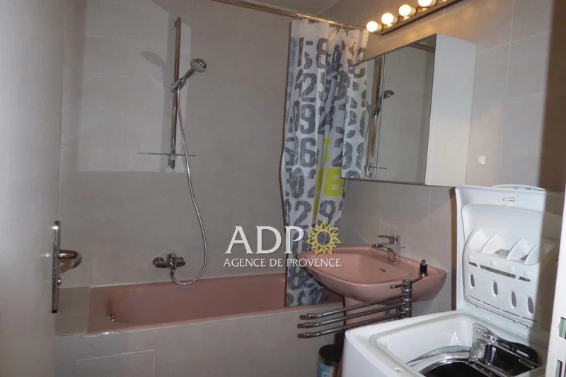 Location appartement Grasse  