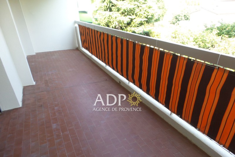 Photo Appartement Peymeinade Location appartement 2 pièces 62 m²