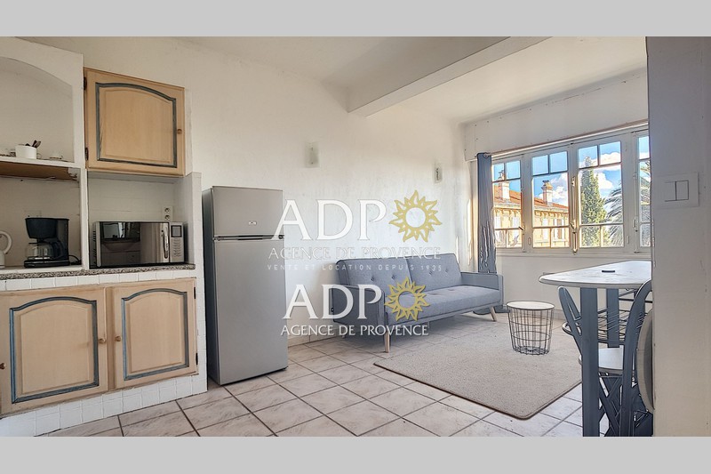 Photo Appartement Grasse Location appartement 2 pièces 34 m²