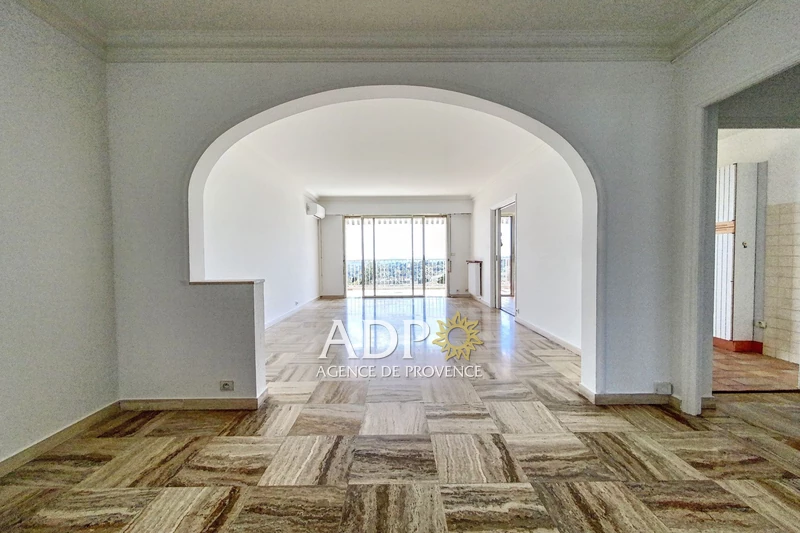 Location appartement Vence  