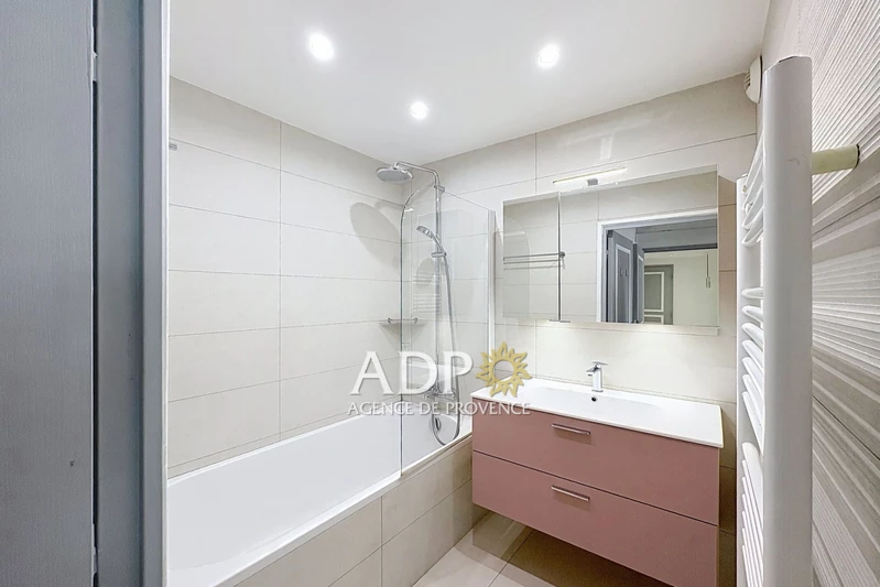 Location appartement Valbonne  