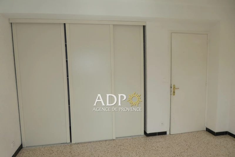 Location appartement La Roquette-sur-Siagne  
