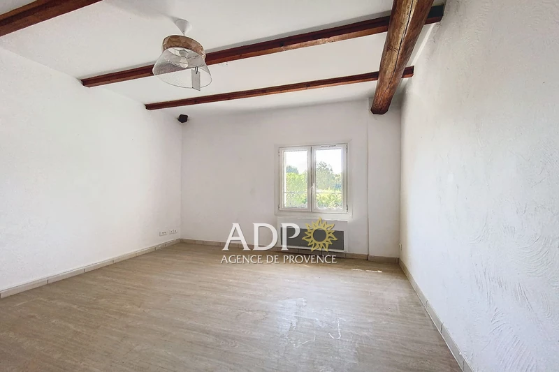 Location appartement Grasse  