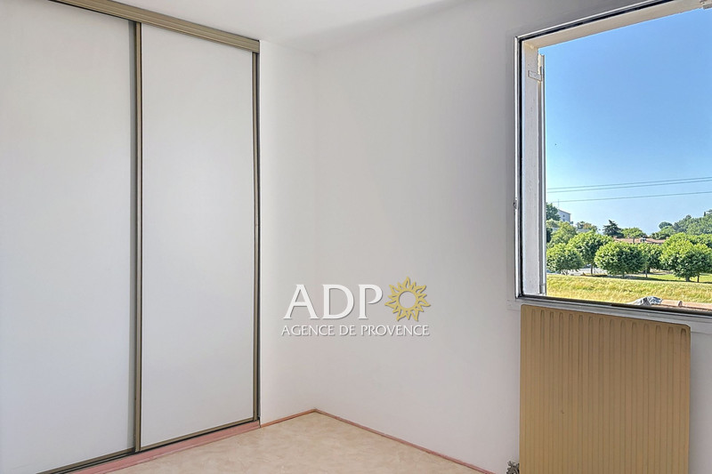 Location appartement Châteauneuf-Grasse  