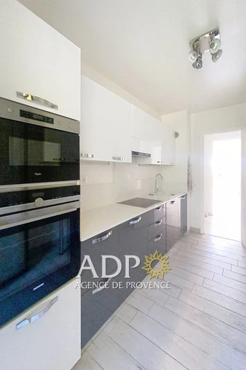 Location appartement Grasse  