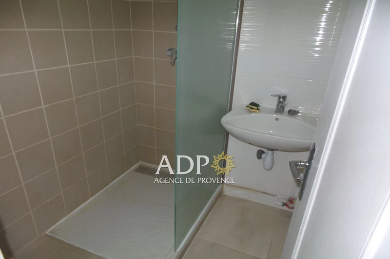 Location appartement Grasse  