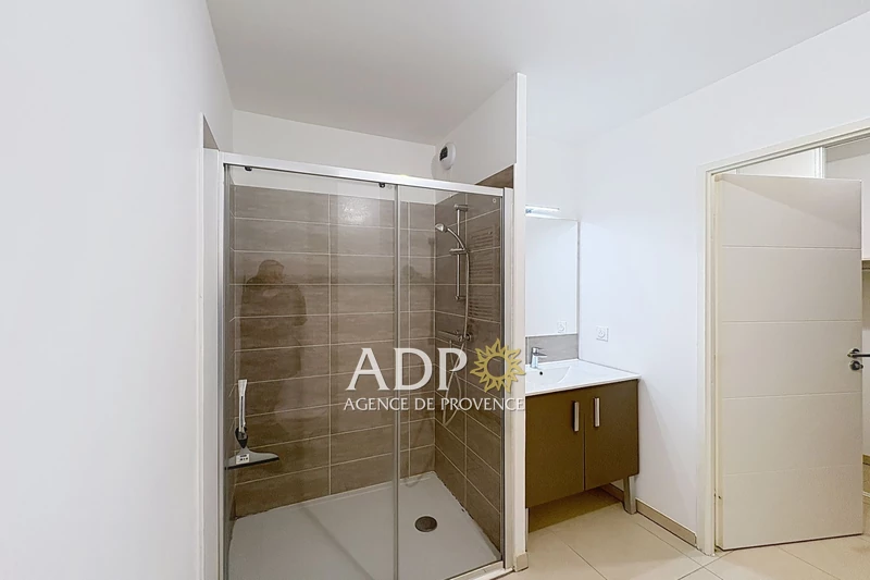 Location appartement Biot  