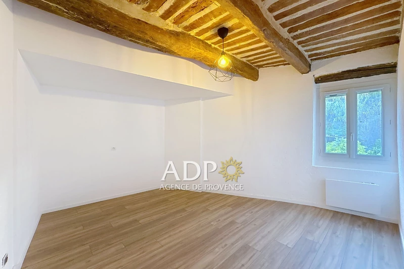 Location appartement Grasse  