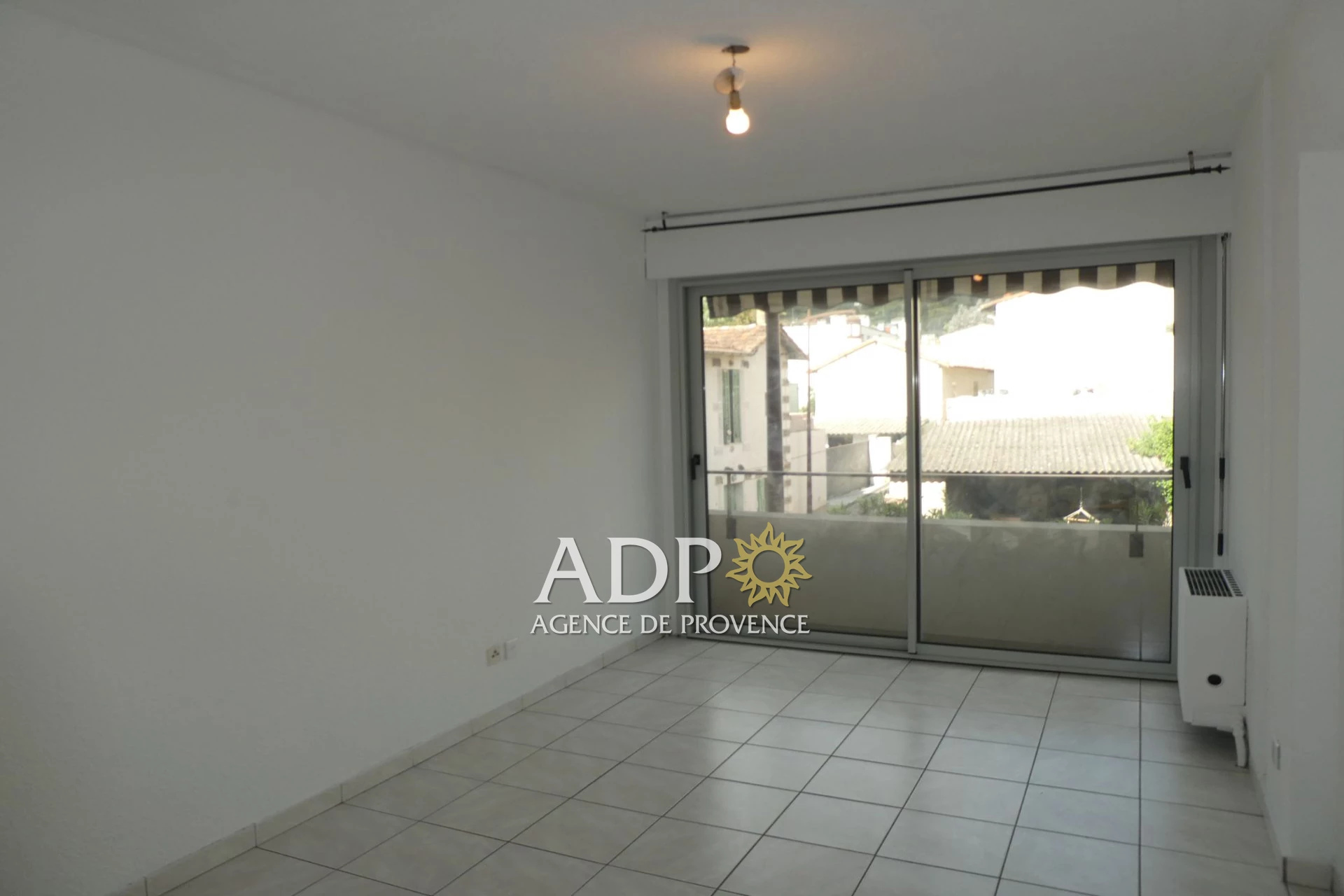 Appartement 2 pièces 32 m² · à Mandelieu-la-Napoule · 32 m² · 800 €/mois