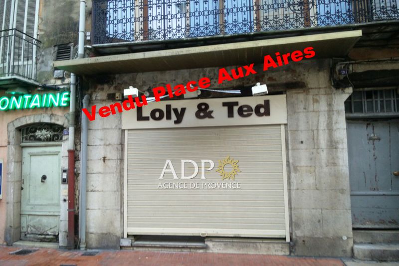 vente Local for sale boutique Grasse Historic center Boutique Grasse Centre historique, Occupational boutique 77 m²