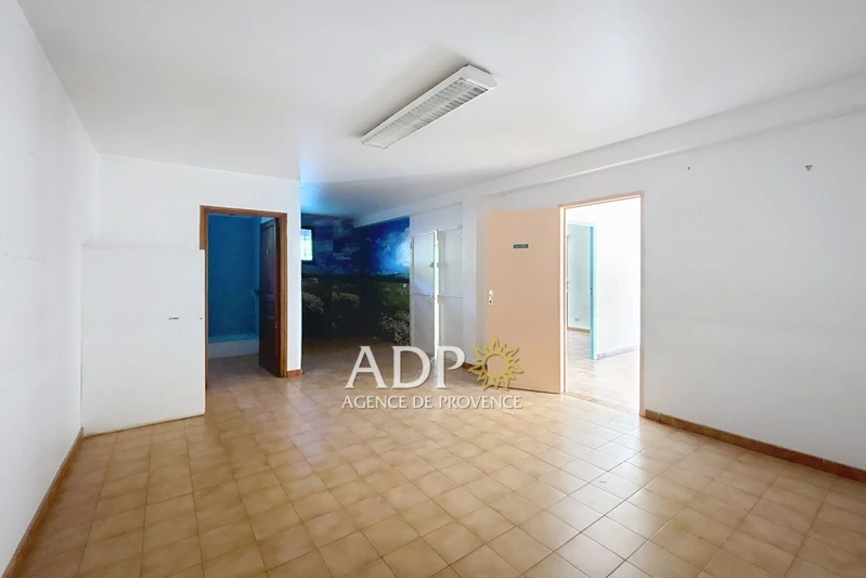 Professionnel local commercial Châteauneuf-Grasse Professionnel local commercial Châteauneuf-Grasse