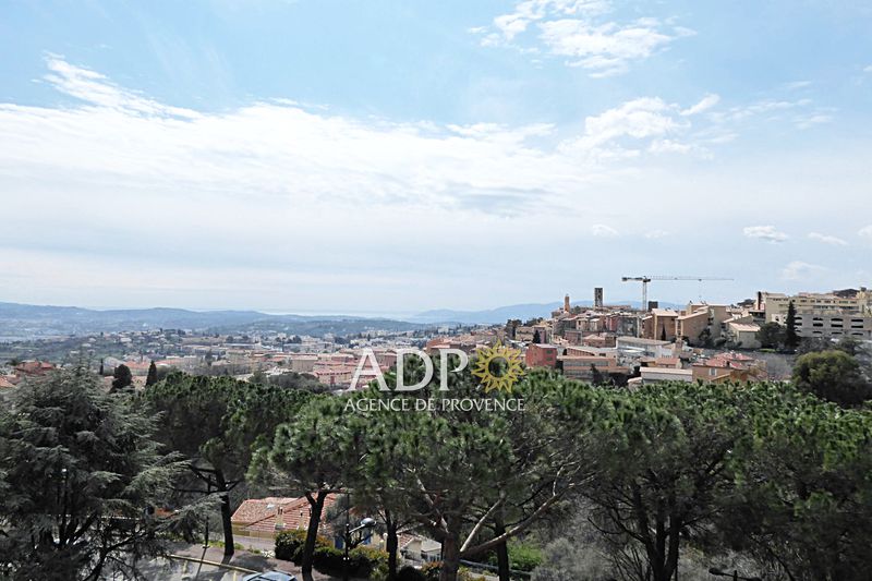 Photo Appartement Grasse Centre-ville, achat appartement 3 pièces 66 m²
