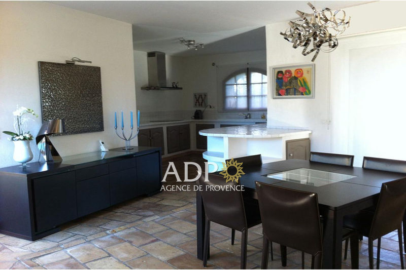 Photo Maison Châteauneuf-Grasse achat maison 3 chambres 190 m²