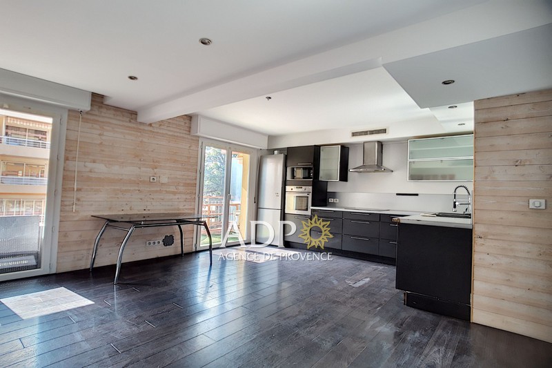 Photo Apartment Le Cannet Centre-ville, to buy apartment 3 rooms 56 m²