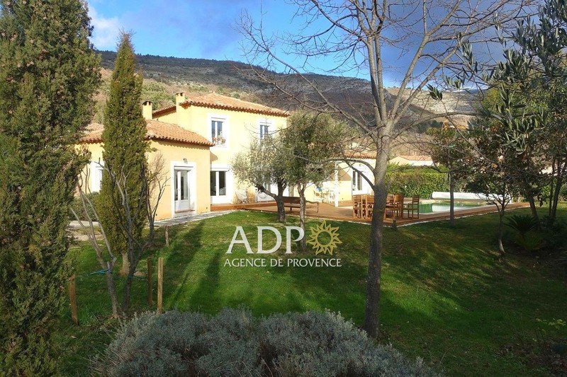 Photo Maison Saint-Vallier-de-Thiey achat maison 3 chambres 138 m²