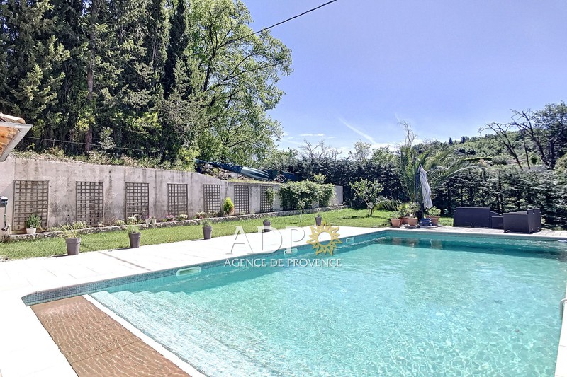 Photo Maison Châteauneuf-Grasse achat maison 5 chambres 229 m²
