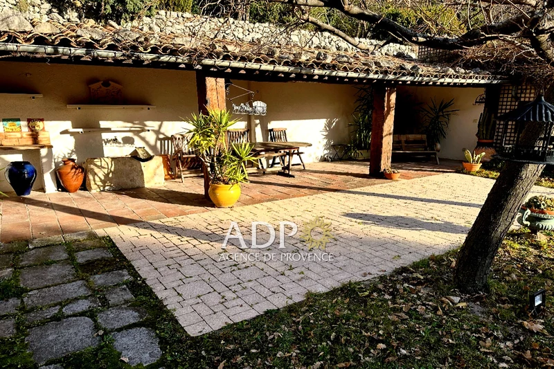 Vente maison Saint-Vallier-de-Thiey Vente maison Saint-Vallier-de-Thiey