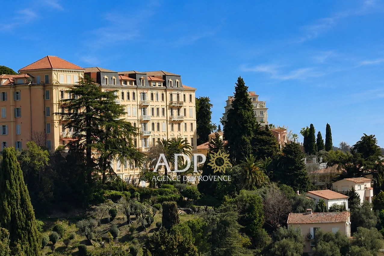 Appartement 4 pièces 99 m² · à Grasse · 99 m² · 349 000 €