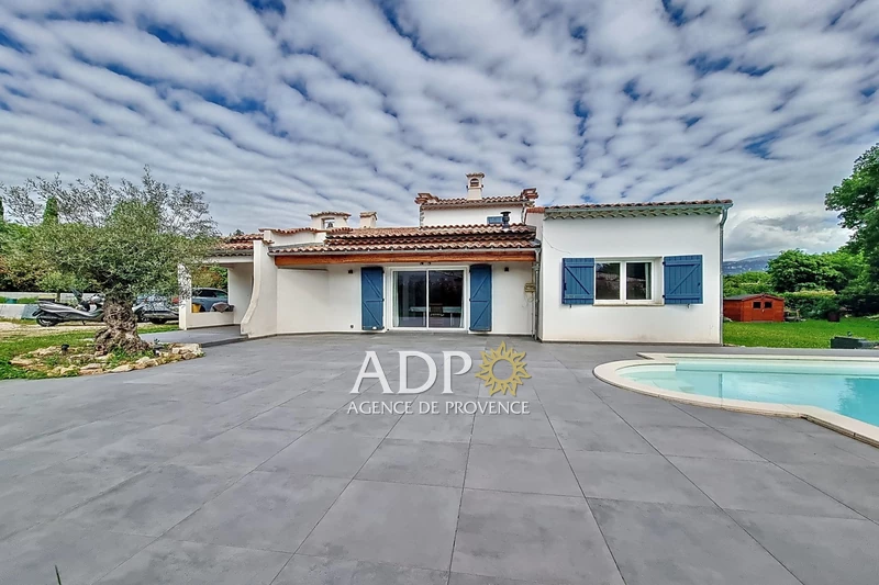 Vente villa Saint-Cézaire-sur-Siagne  