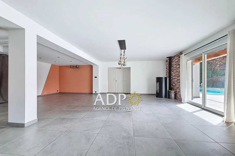 Vente villa Saint-Cézaire-sur-Siagne  