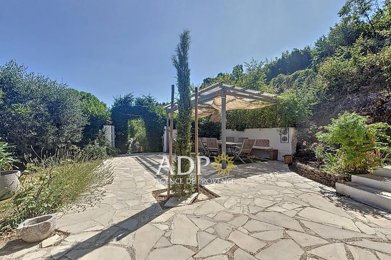 Vente maison Châteauneuf-Grasse  