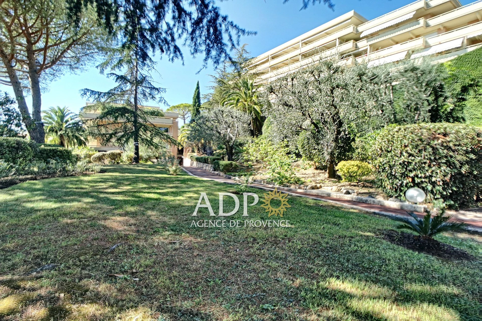 Appartement 4 pièces 94 m² · à Grasse · 94 m² · 260 000 €