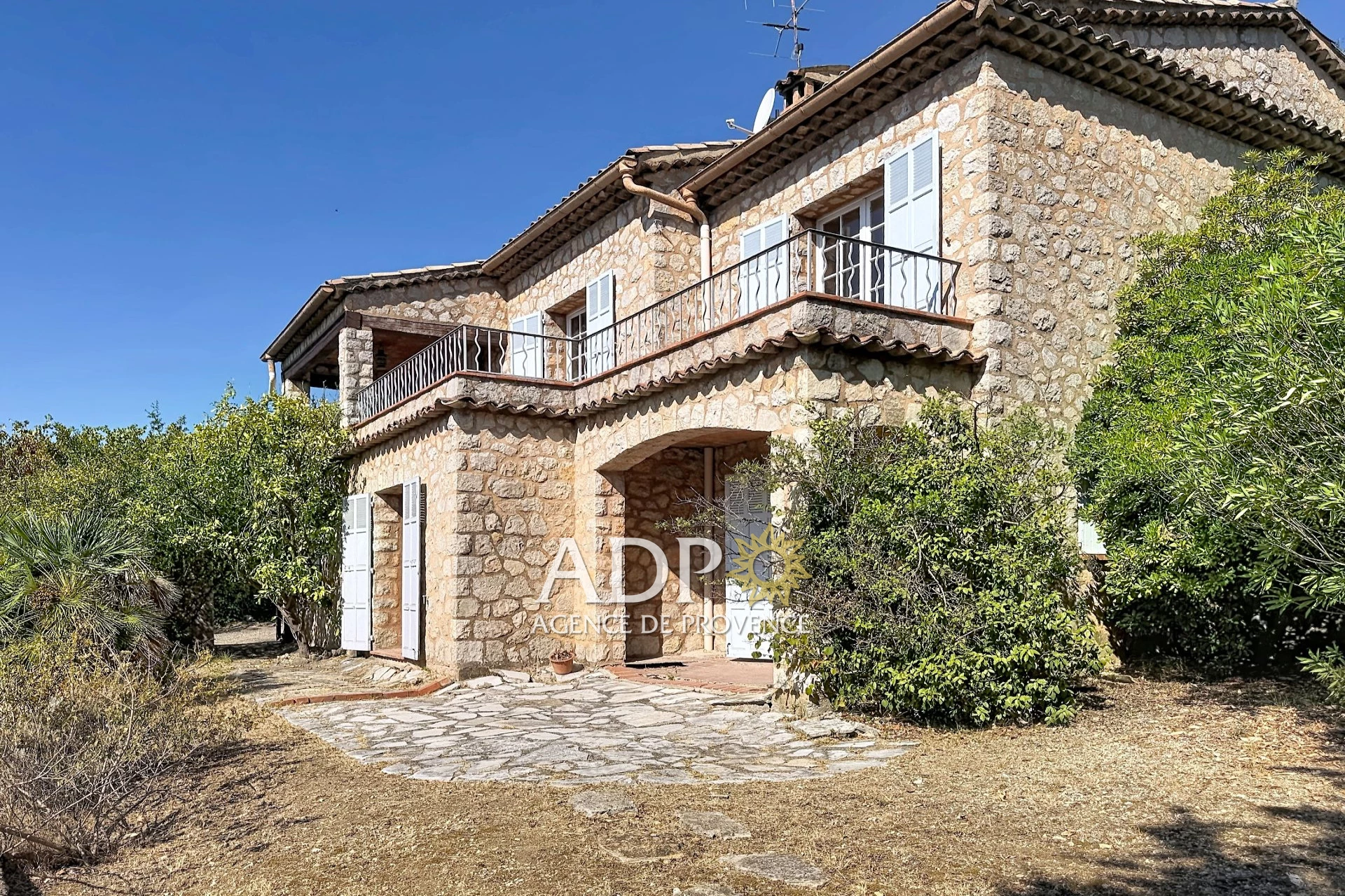Maison 6 pièces 150 m² · à Grasse · 150 m² · 590 000 €