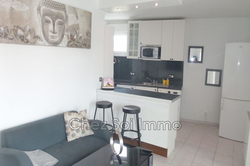Photo Apartment Saint-Laurent-du-Var Vespins, to buy apartment 2 rooms 46 m²